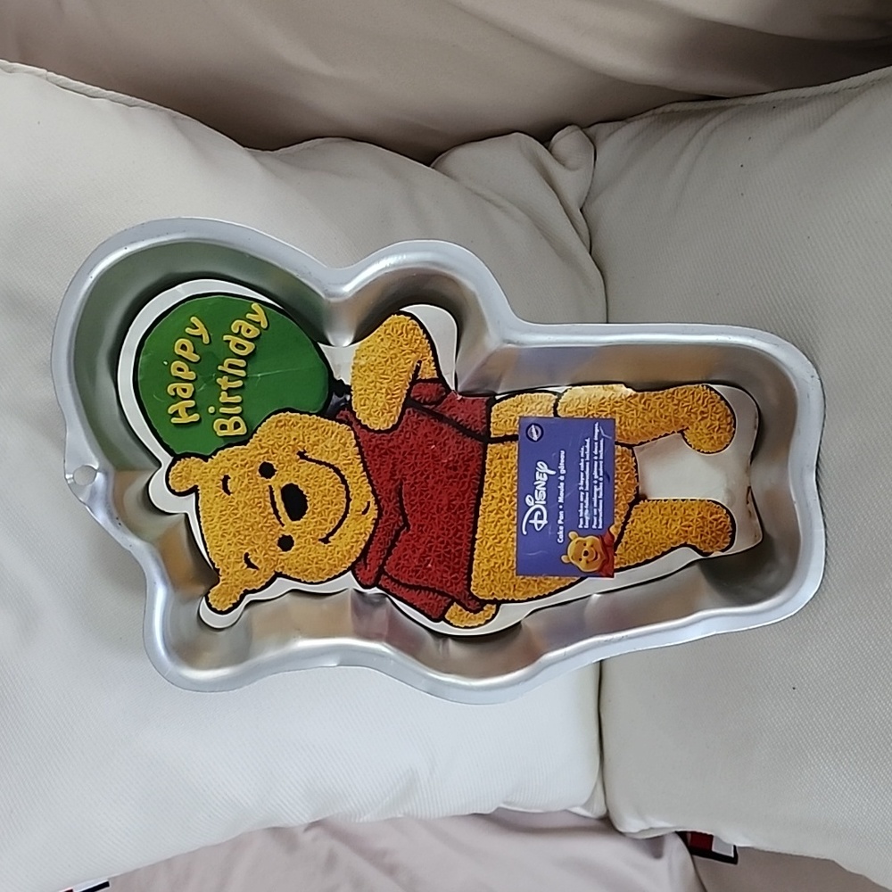 Disney Winnie The Pooh cake pan